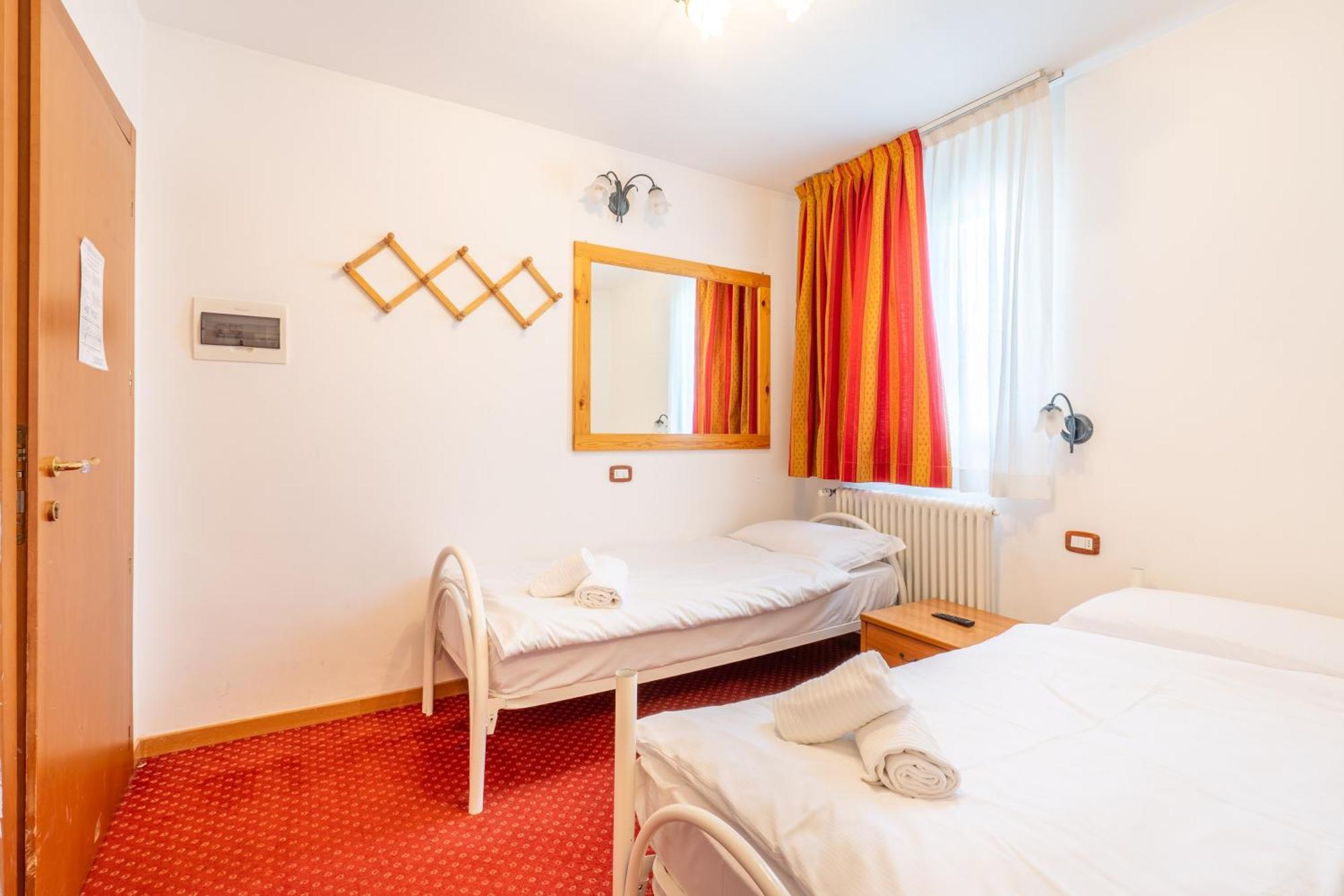 Hotel Polsa Brentonico Esterno foto