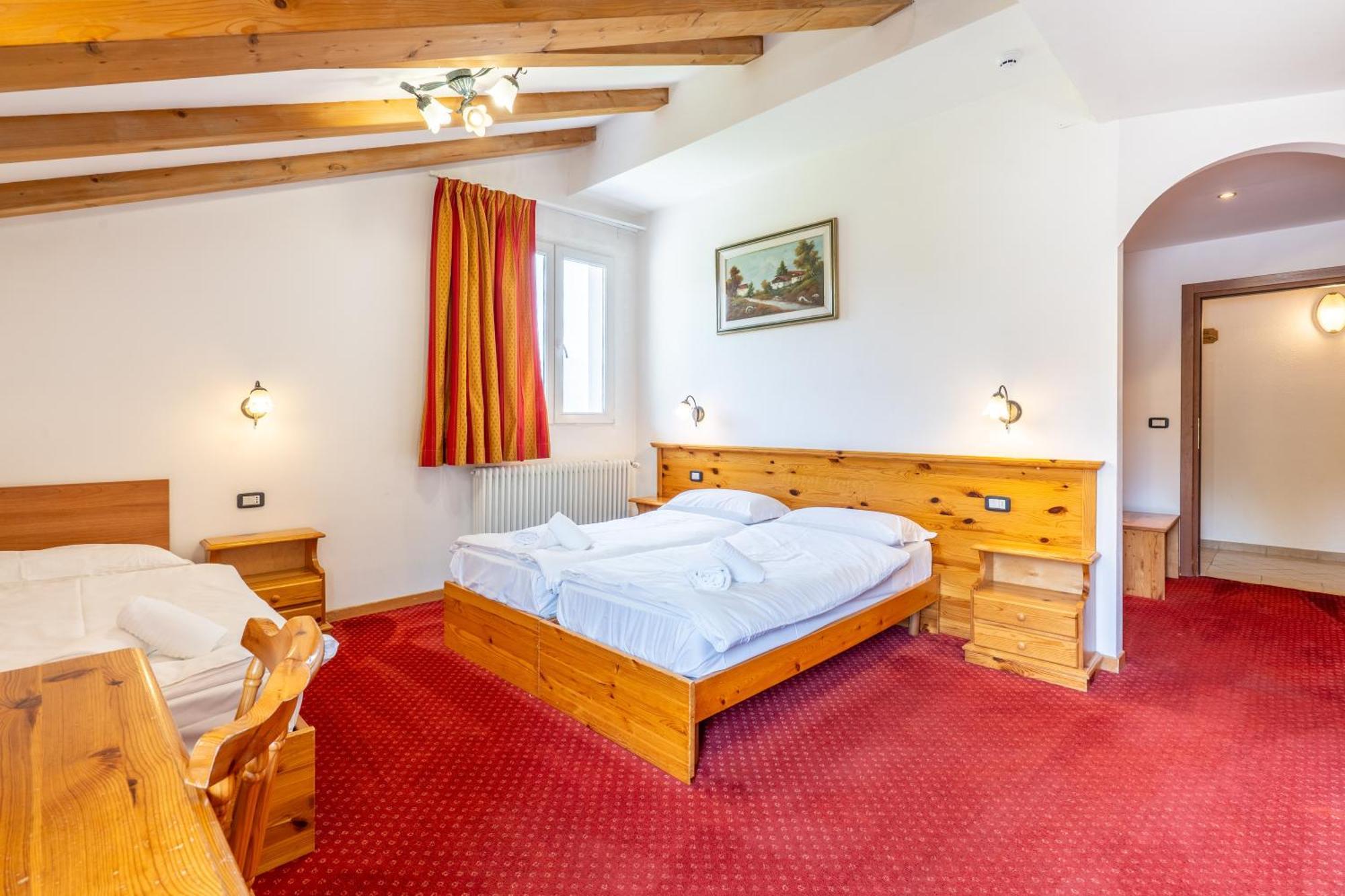 Hotel Polsa Brentonico Esterno foto