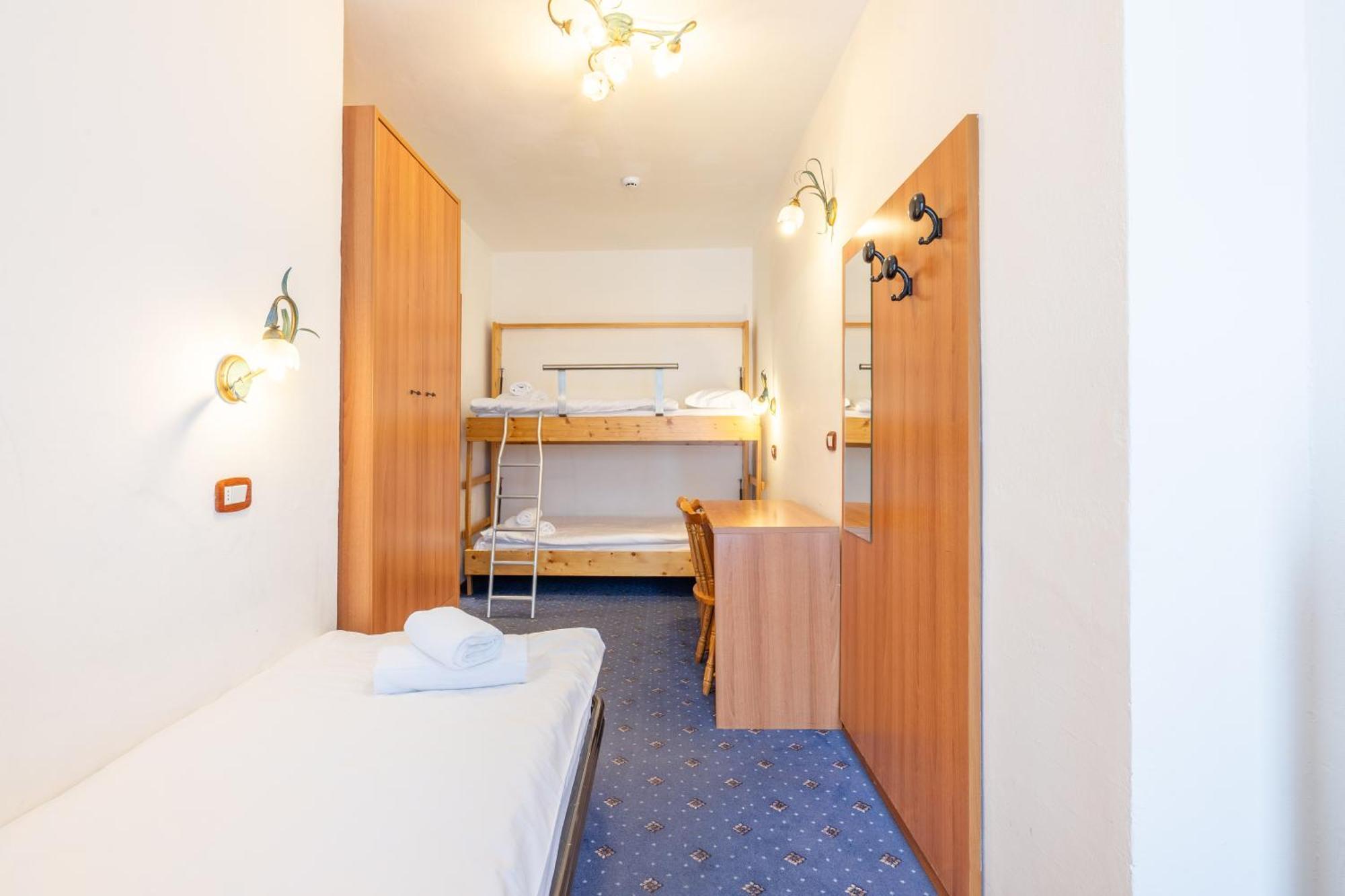 Hotel Polsa Brentonico Esterno foto